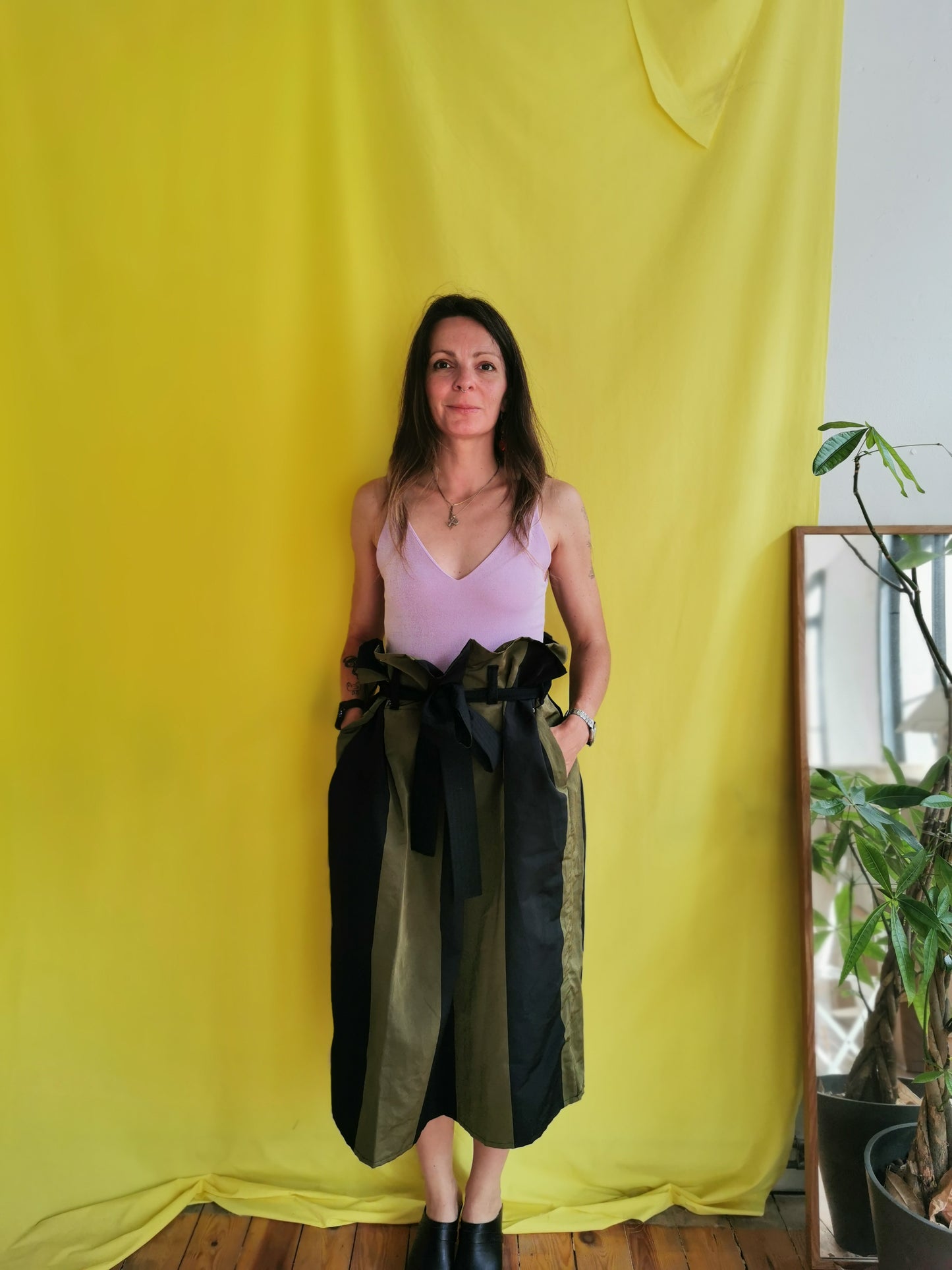 PROTEA SKIRT - KHAKI & BLACK
