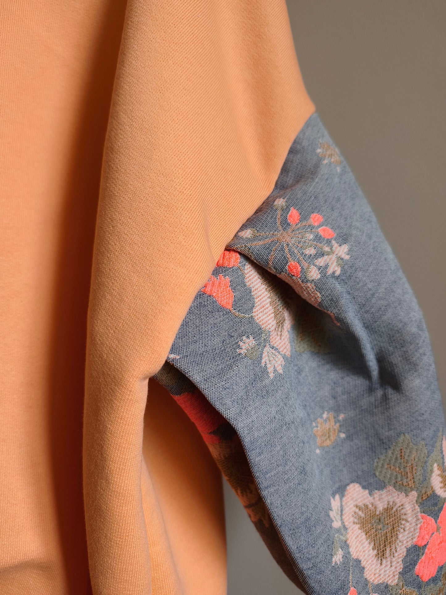 AIR sweater N°2 - Peach cotton sweater and blue brocade