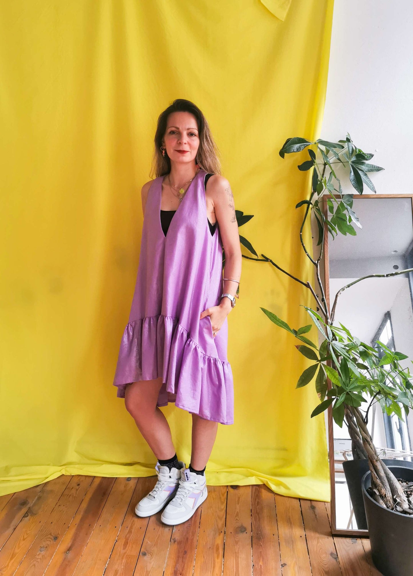 PEONY MINI DRESS - glossy lilac