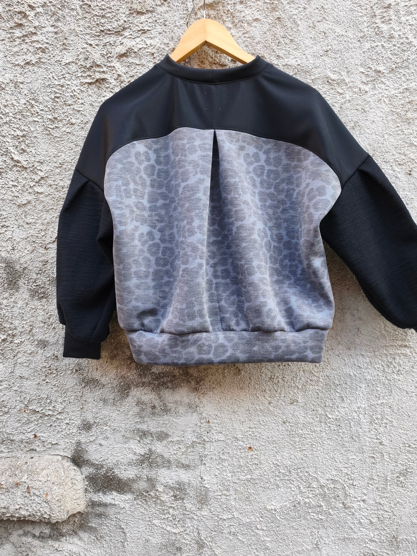 SWEET X-MAS sweater N°15 - leopard and black