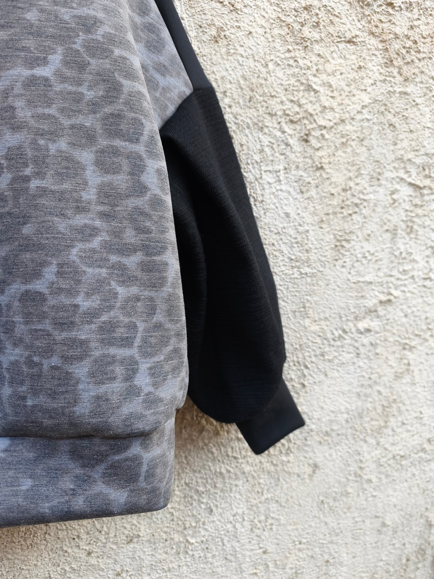 SWEET X-MAS sweater N°15 - leopard and black